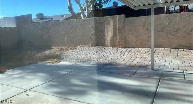 Building Photo - 6264 Bullion Blvd