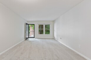 Building Photo - Poston West