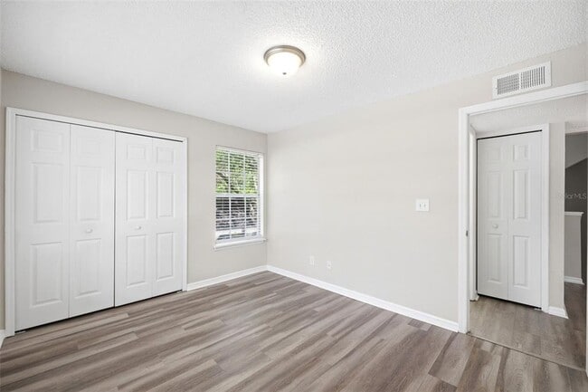 Building Photo - 3274 Haviland Ct