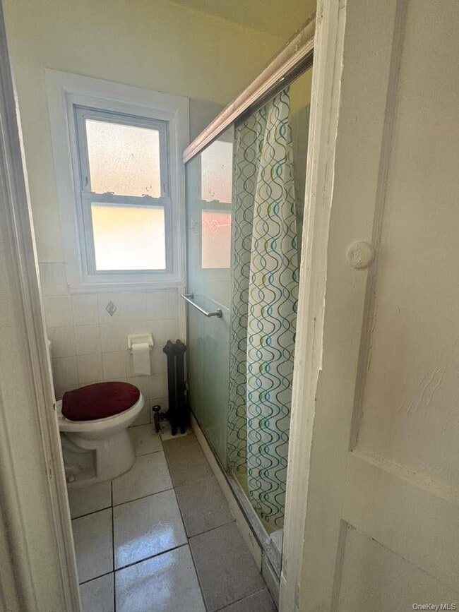 Building Photo - 88-11 185th St