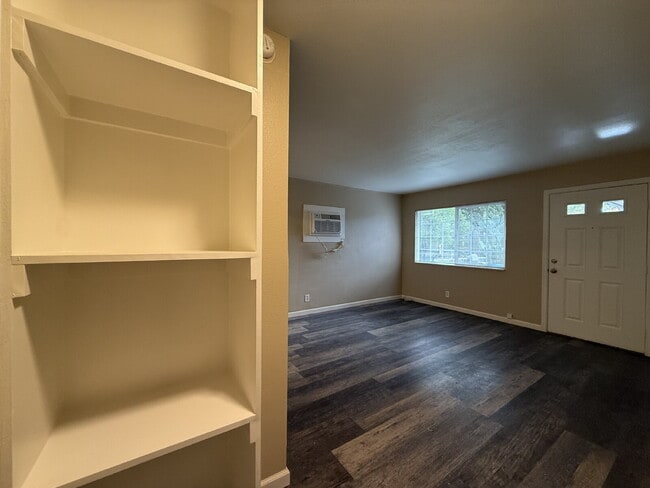 Building Photo - Cozy 1 bed 1 bath apartment