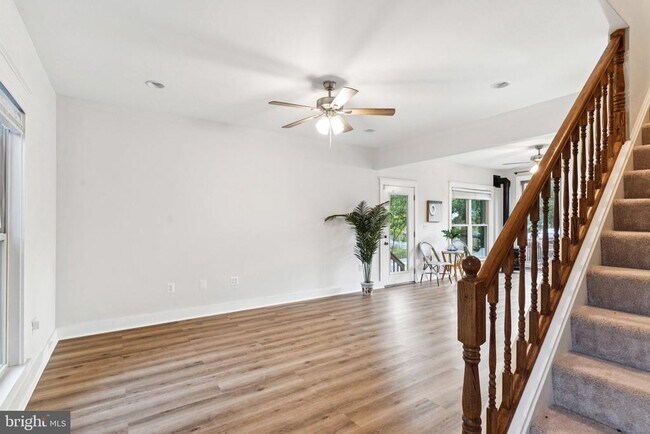 Building Photo - 4922 Lerch Dr