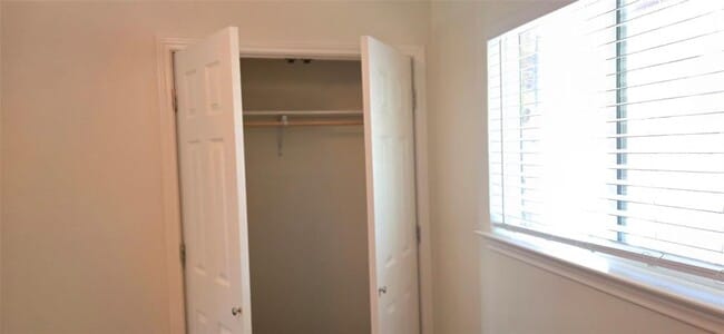 Building Photo - 5101 Meadow Creek Cove