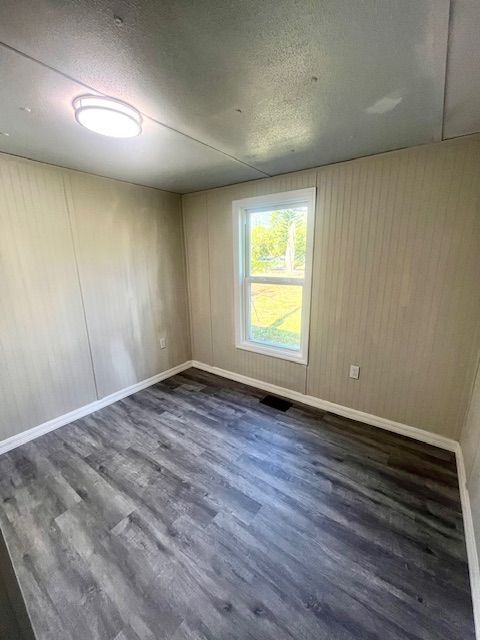Building Photo - 2388 Case Ln