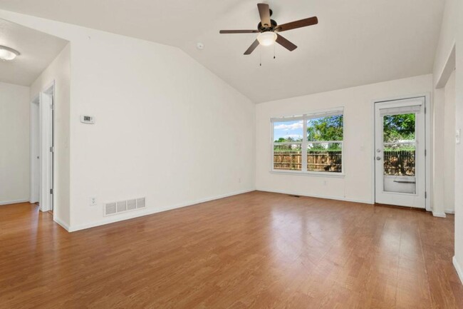 Building Photo - 5743 Snow Mesa Ct