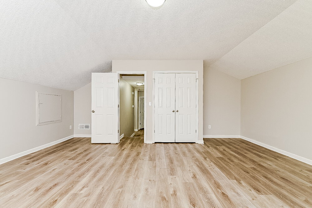 Building Photo - 1243 Shady Brook Ct