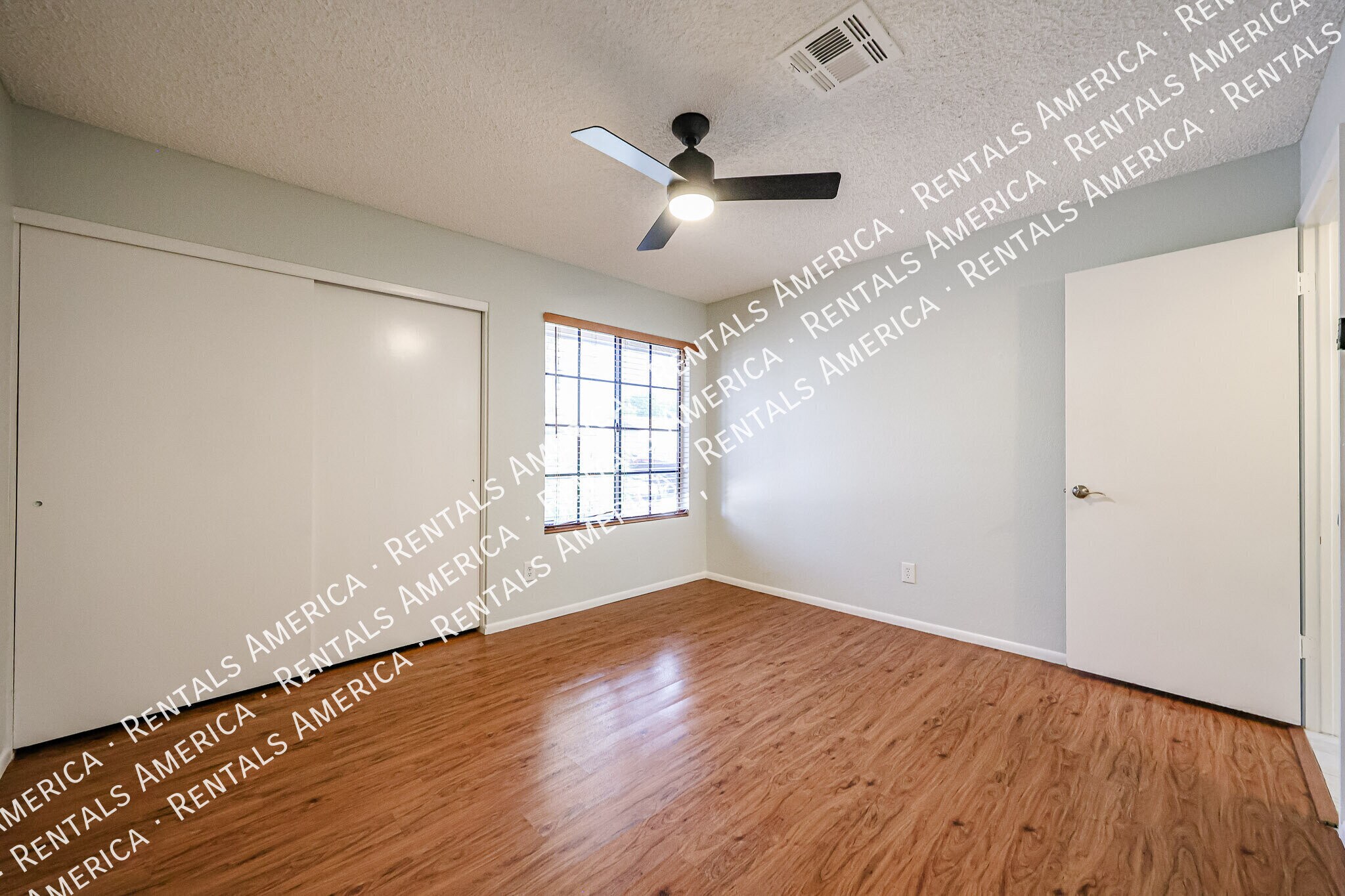 Building Photo - 3103 E Villa Rita Dr