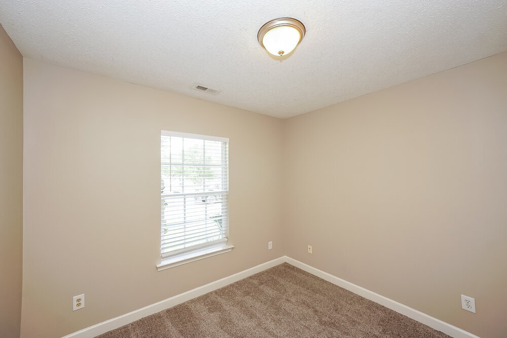 Building Photo - 5020 Wheat Dr SW