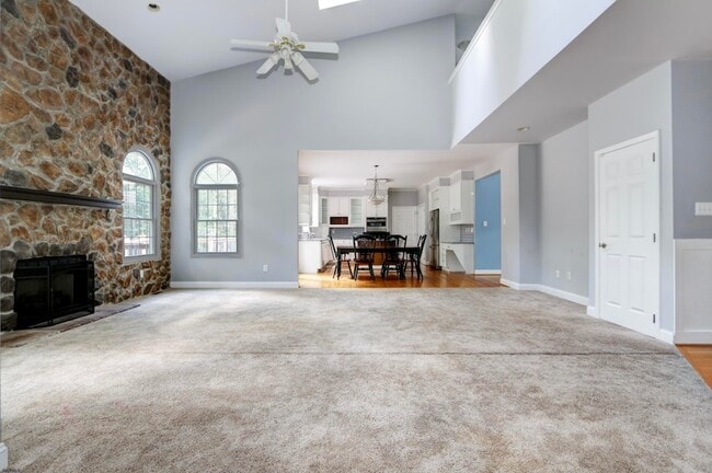 Building Photo - 113 Lighthouse Ln