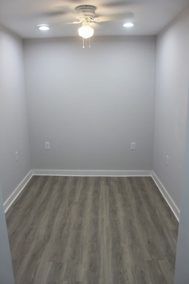 Building Photo - 3355 Argyle St