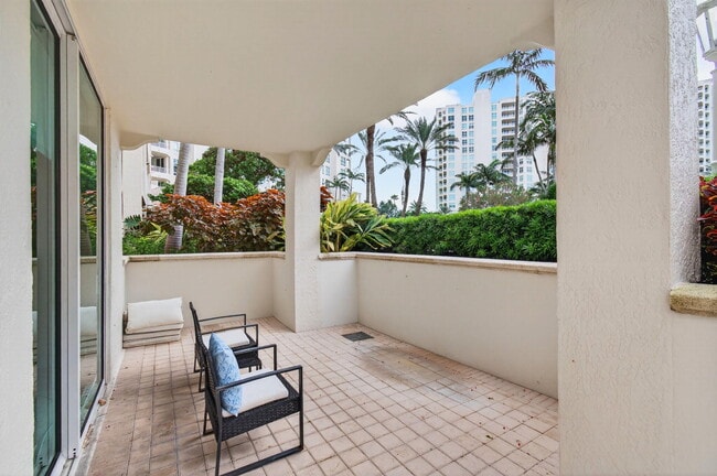 Building Photo - 3700 S Ocean Blvd