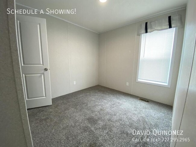 Building Photo - 204 Monterey Dr
