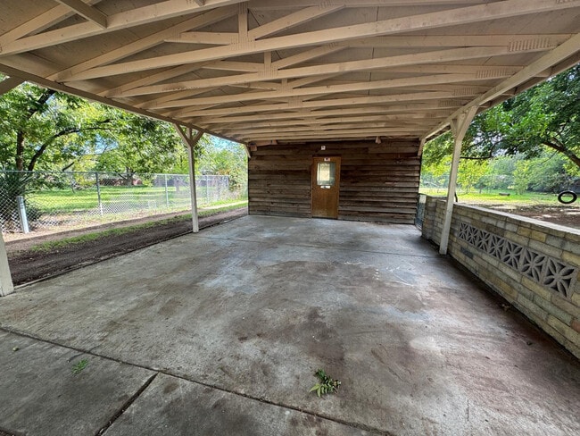 Building Photo - 67 E Goddard Ln