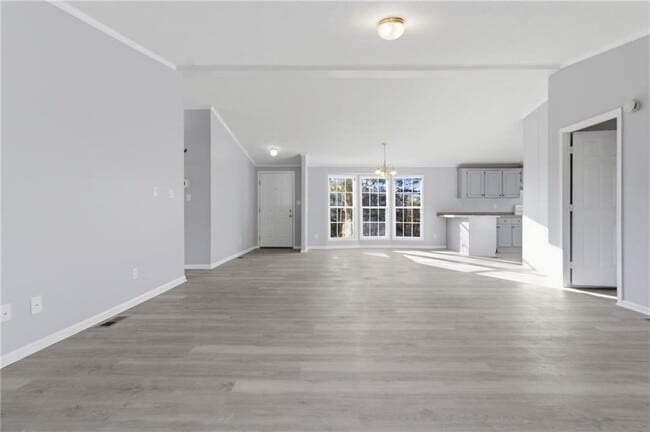 Building Photo - 5320 Long Branch Rd