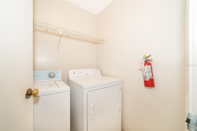 Building Photo - 956 Salt Pond Pl