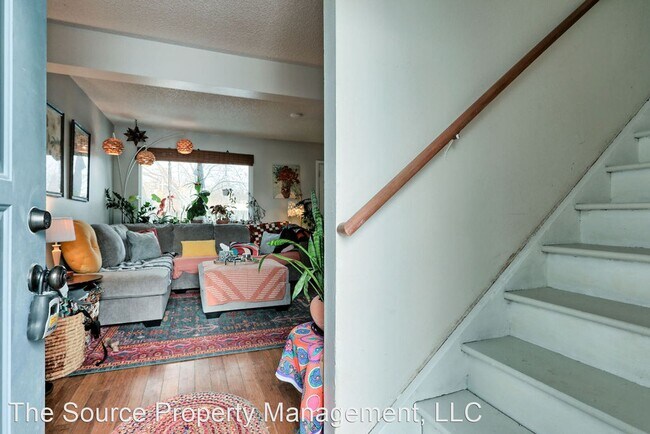 Building Photo - 2 br, 1 bath House - 4323 Flag Dr