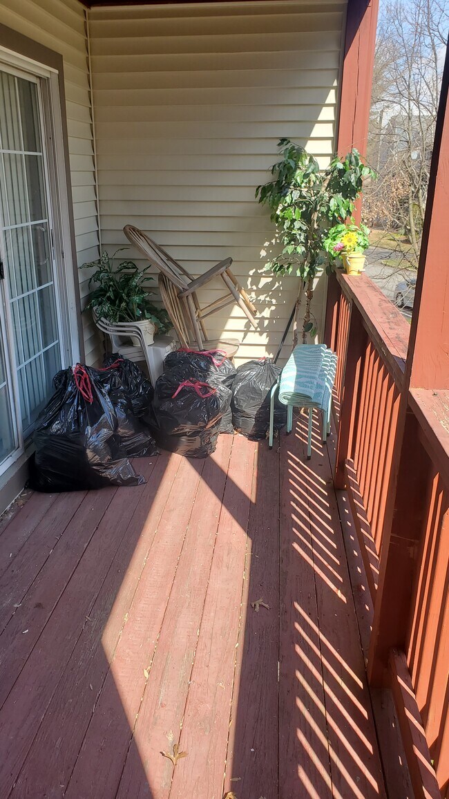 Building Photo - 4182 Bayberry Ct