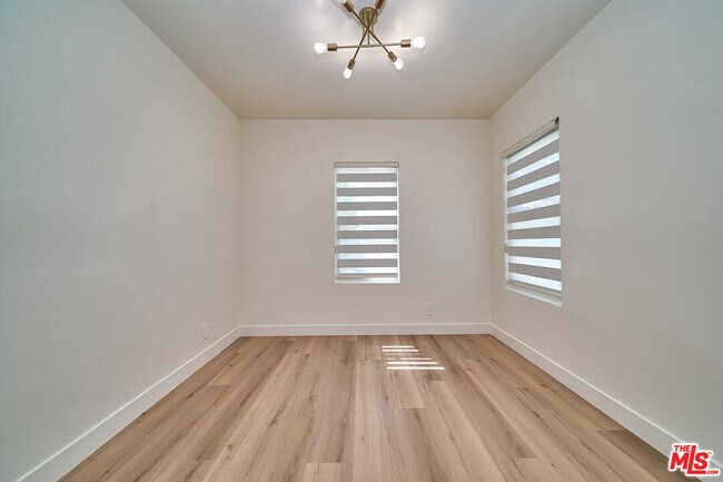 Building Photo - 347 S Highland Ave