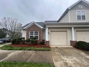 Building Photo - 2808 Andover Glen Rd