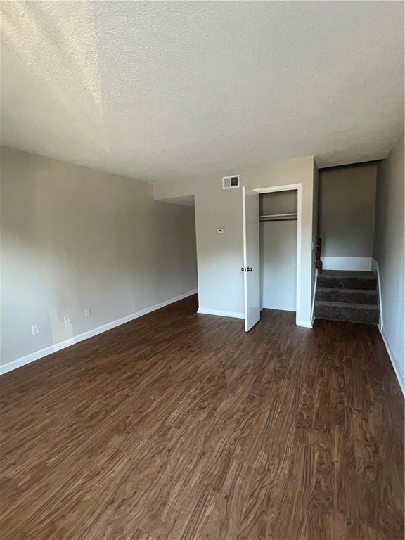 Building Photo - 153 W 16th St