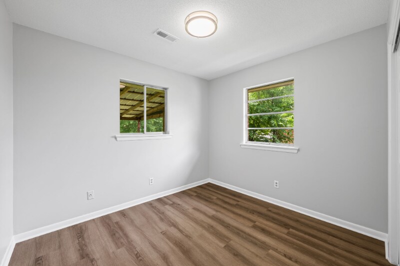 Building Photo - 1208 Gadd Rd