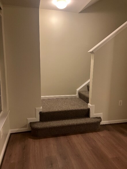 Building Photo - 22954 Fontwell Square