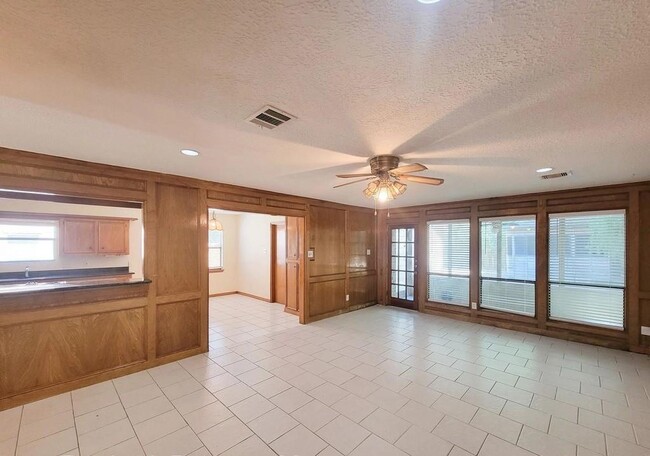 Building Photo - 2810 Thorne Creek Ln