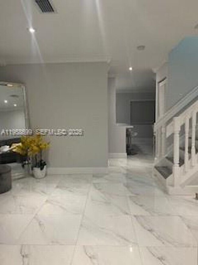 Building Photo - 14042 SW 178th St