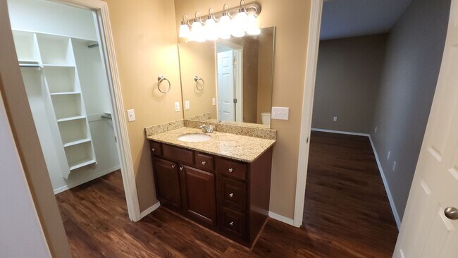 Building Photo - 2002 S Frankfort Ave