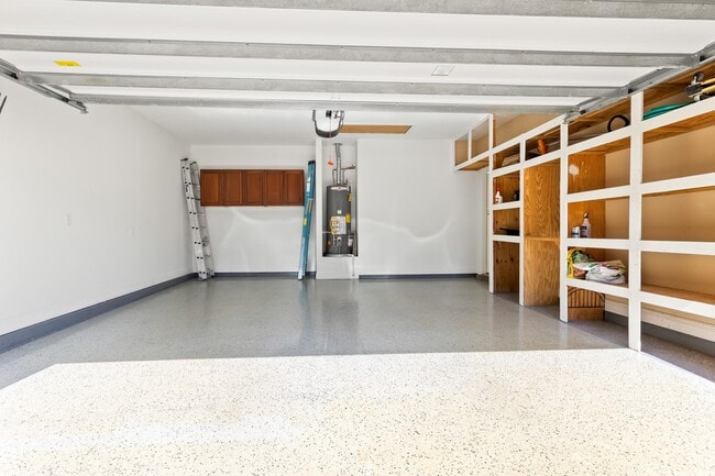 Building Photo - 24 Mozart Ln