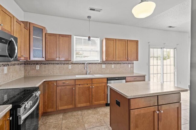 Building Photo - 3506 Kelso Ct