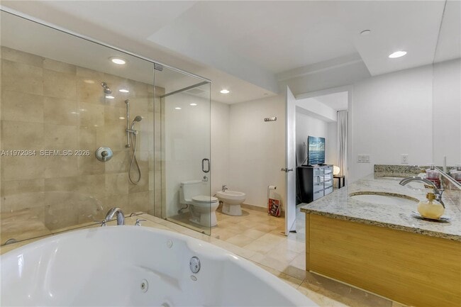 Building Photo - 1830 S Ocean Dr