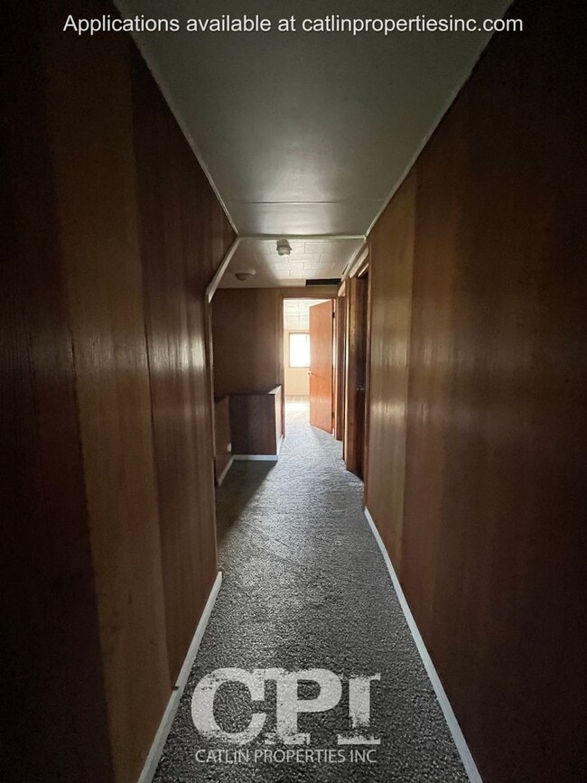 Building Photo - Holiday Special - 1/2 First Month's rent!!