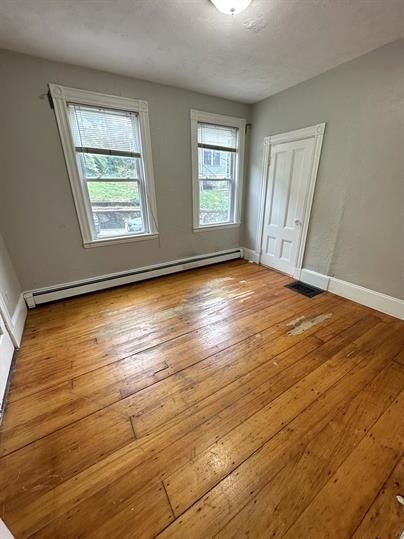 Building Photo - 17 Eldora St