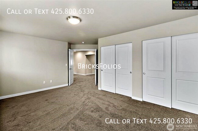 Building Photo - 16217 8th Ave E