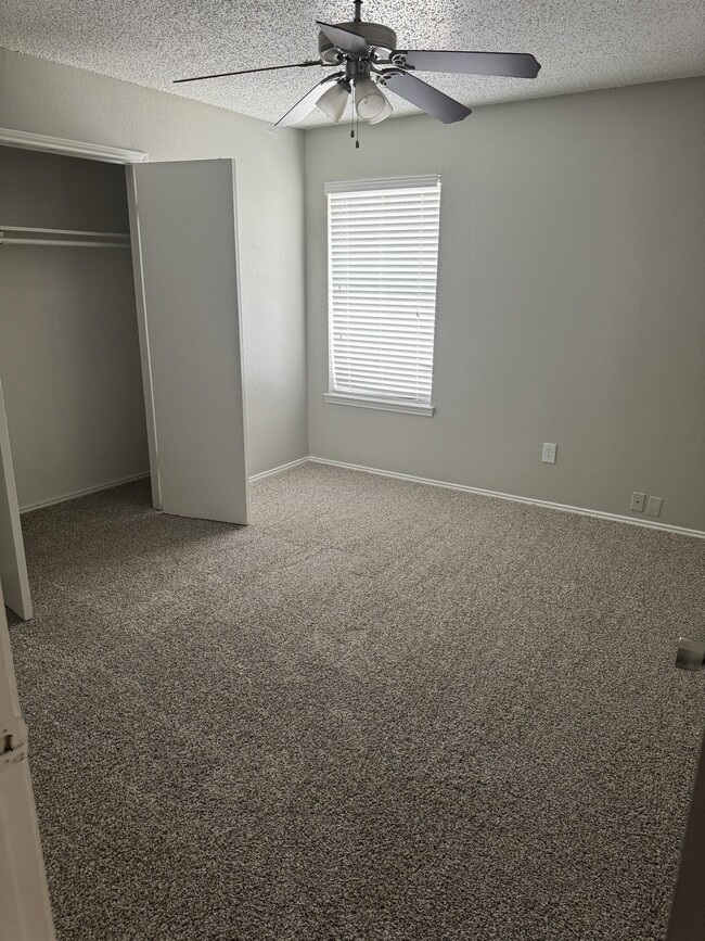 Building Photo - 5918 Westcreek Dr