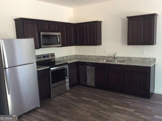 Building Photo - 1627 Larkspur Trl