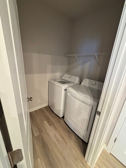 Building Photo - 14852 Macadamia Ln