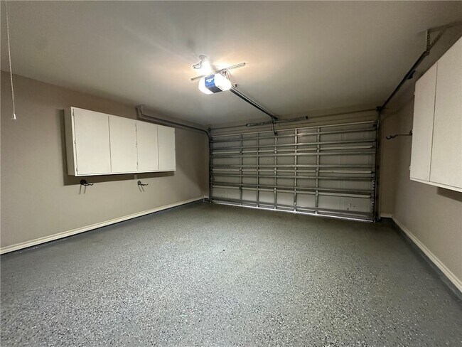 Building Photo - 106 Chiman Cir
