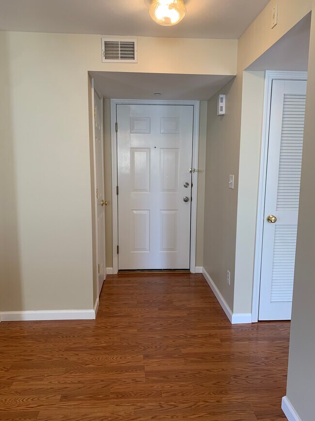 Front Entry - 1149 Arbor Creek Dr