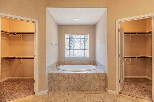 Building Photo - 8730 Poppy Hills
