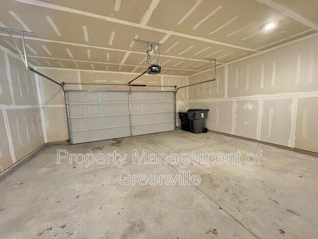 Building Photo - 301 Millridge Rd