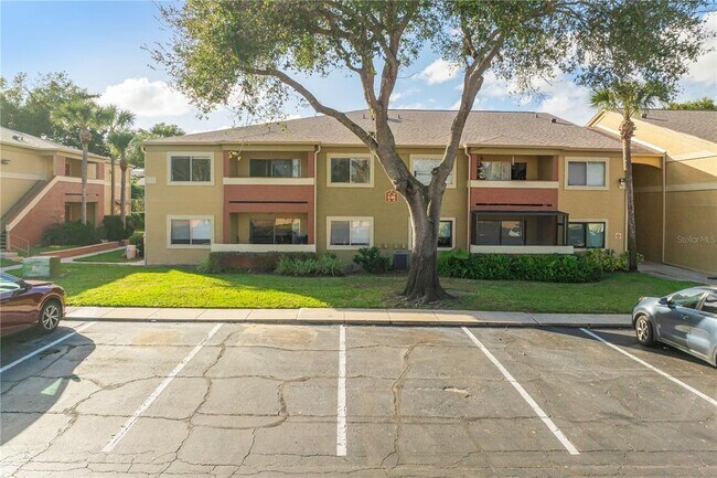 Building Photo - 646 Kenwick Cir