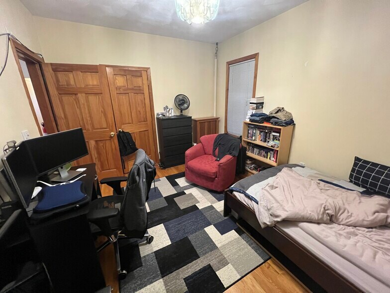 Building Photo - 35 Hancock St