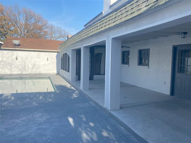 Building Photo - 821 Arrowhead Dr