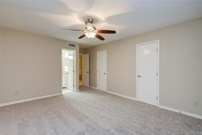 Building Photo - 14703 Barryknoll Ln