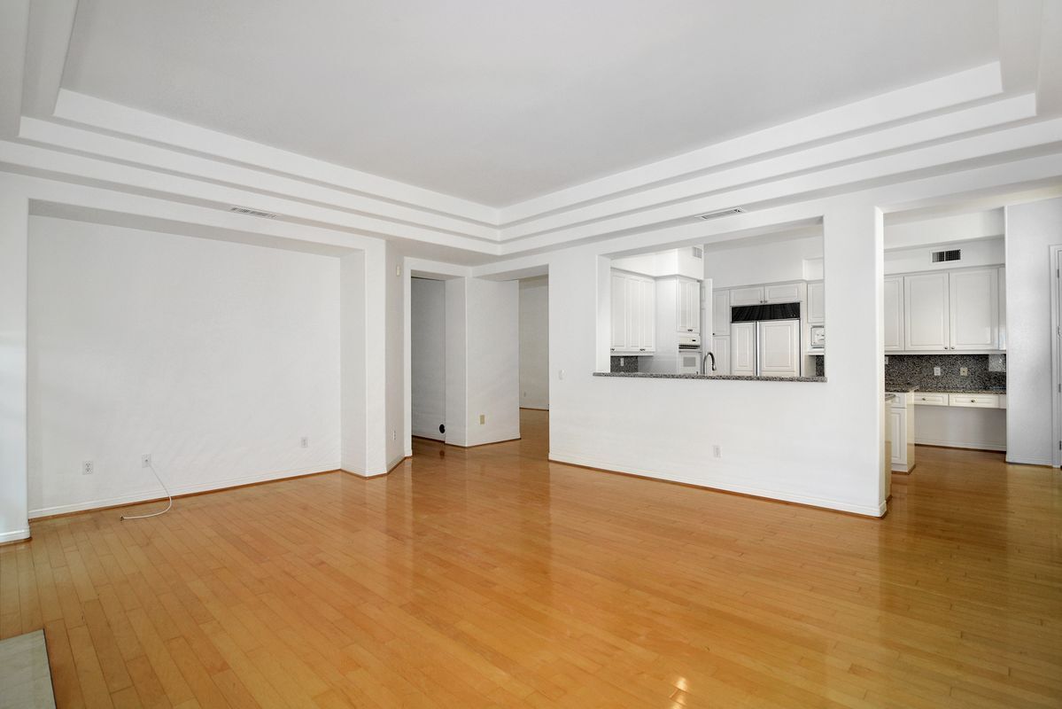 Building Photo - 25339 Prado De Los Arboles