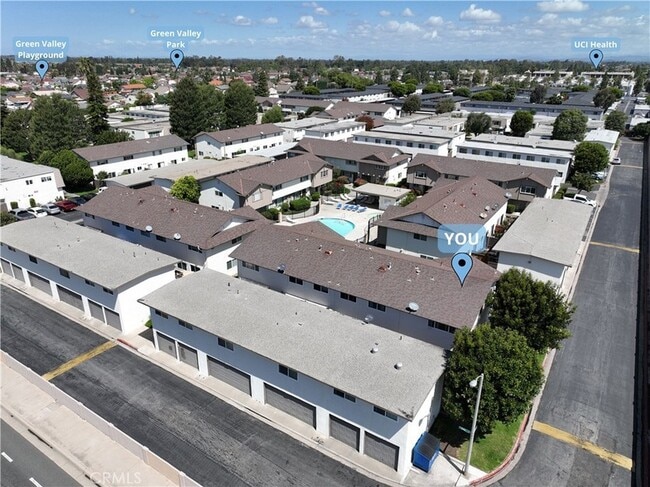 Building Photo - 11115 Slater Ave