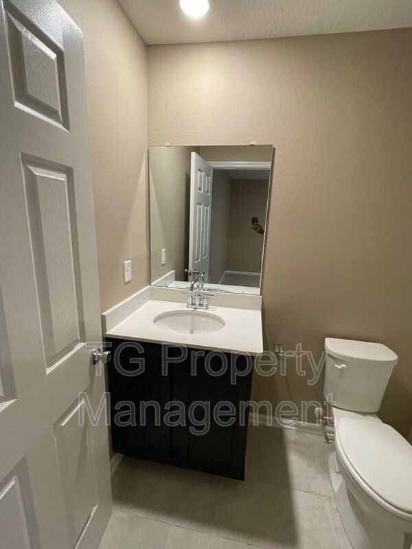 Building Photo - 99 Great Star Ct