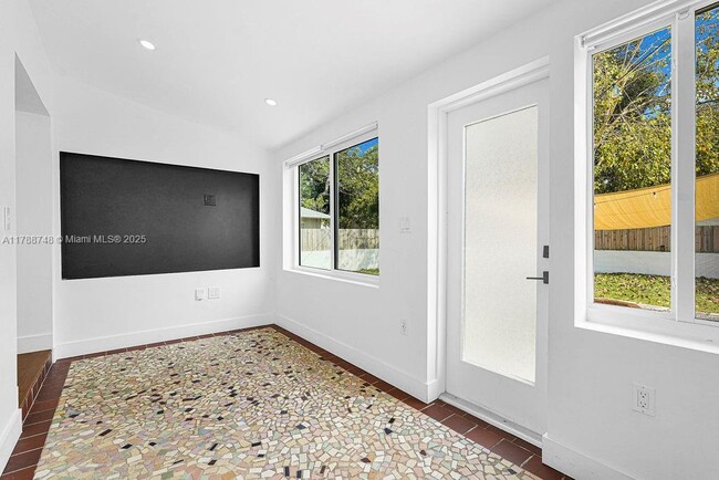 Building Photo - 234 NW 45th St